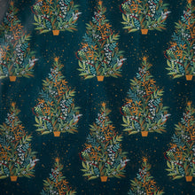 Load image into Gallery viewer, Sara Miller Christmas Wrapping Paper Gift Tree Green Robin
