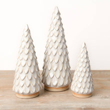 Load image into Gallery viewer, Scalloped Ceramic Tree - Small