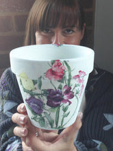 Load image into Gallery viewer, Taster Workshop - Decoupage