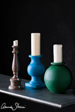 Load image into Gallery viewer, Amsterdam Green Chalk Paint™ by Annie Sloan