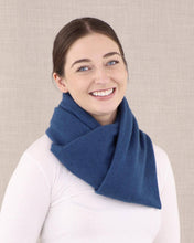 Load image into Gallery viewer, Classic Cashmere Blend Poncho