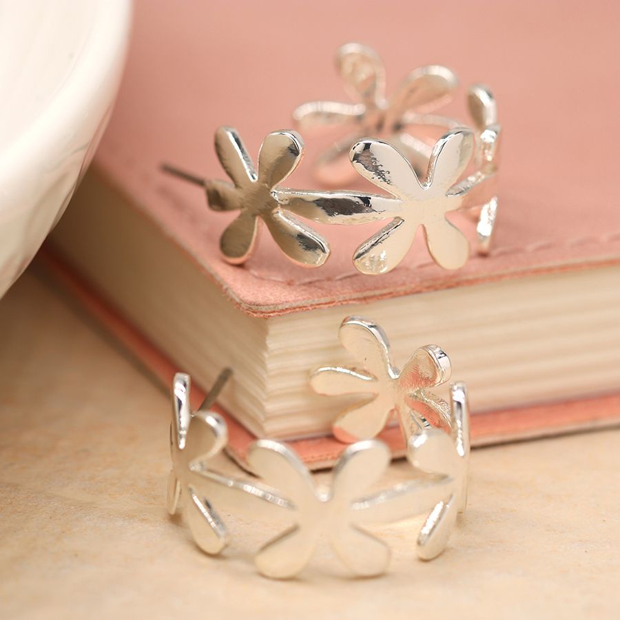 Silver Plated Simple Daisy Chain Hoop Earrings