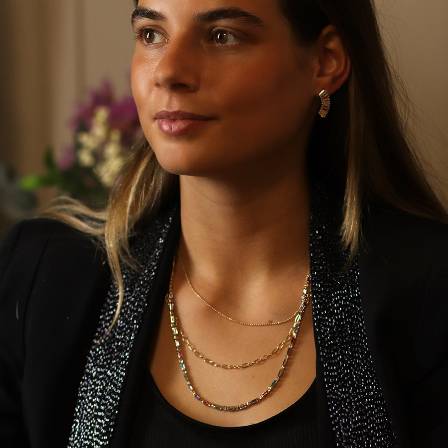 Golden multicoloured crystals and chains necklace