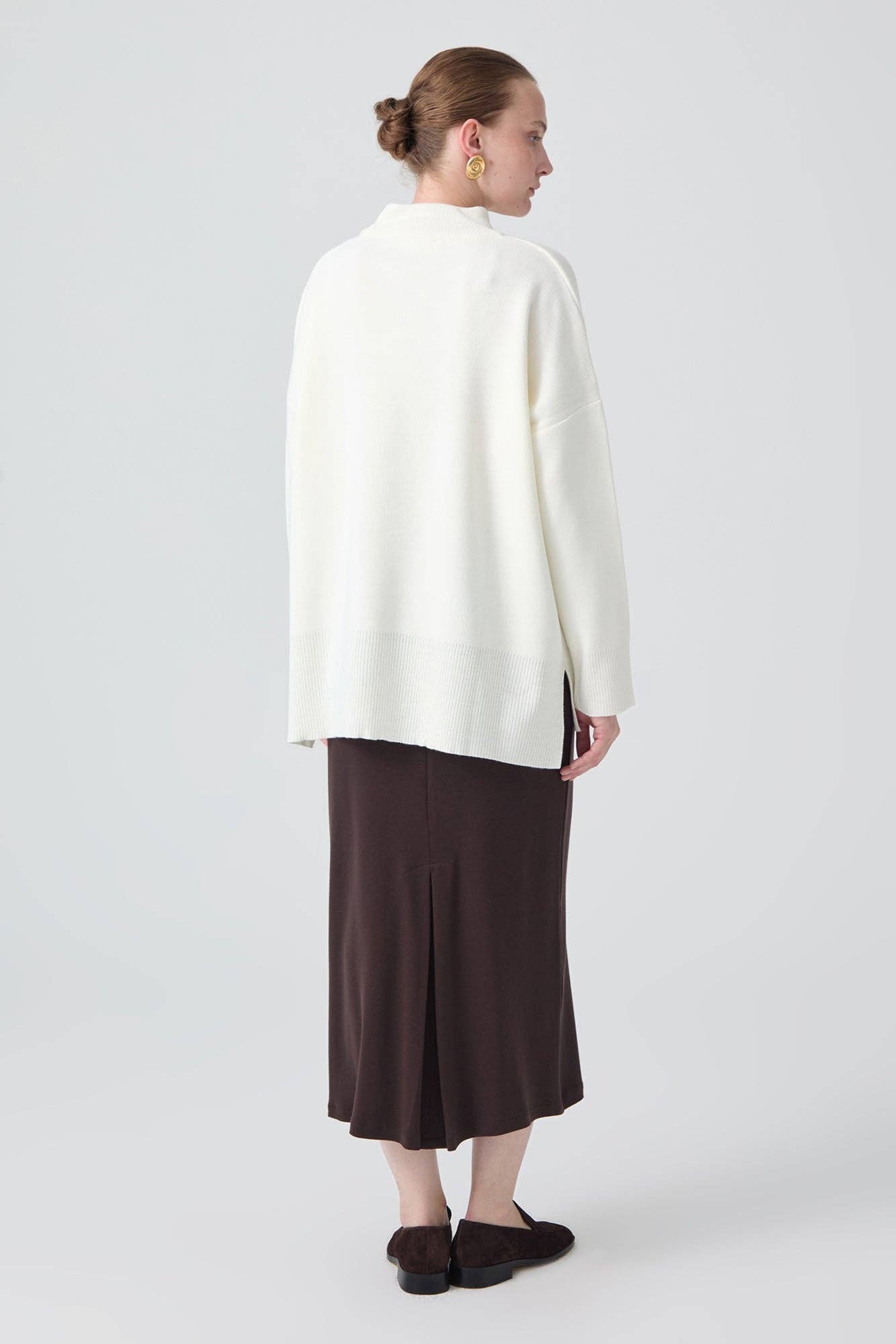 TURTLENECK BASIC KNIT SWEATER