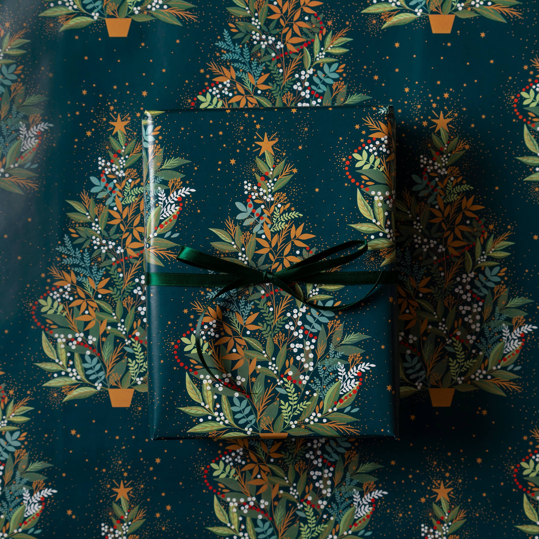 Sara Miller Christmas Wrapping Paper Gift Tree Green Robin