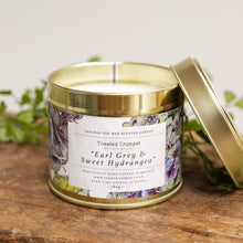 Load image into Gallery viewer, Earl Grey &amp; Sweet Hydrangea Candle in a Matt Gold Tin
