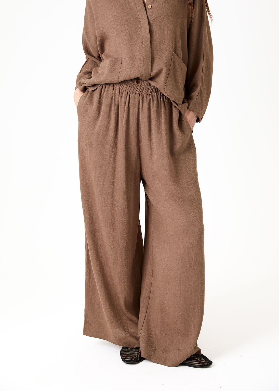 Ripple Elastic Waist Palazzo Pants