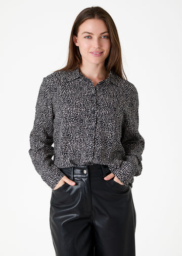 Cobbled Spot Collar Shirt
