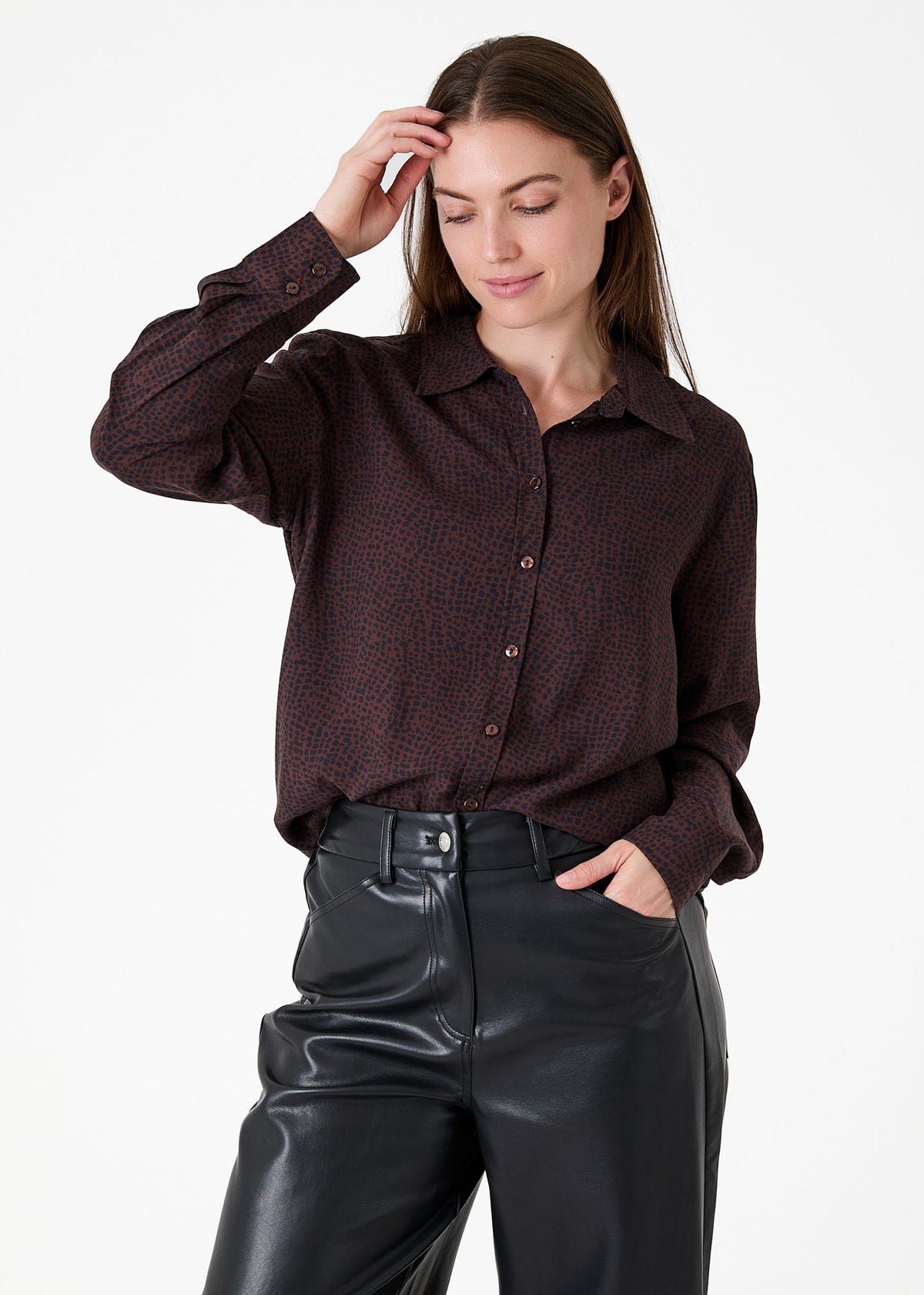 Cobbled Spot Collar Shirt