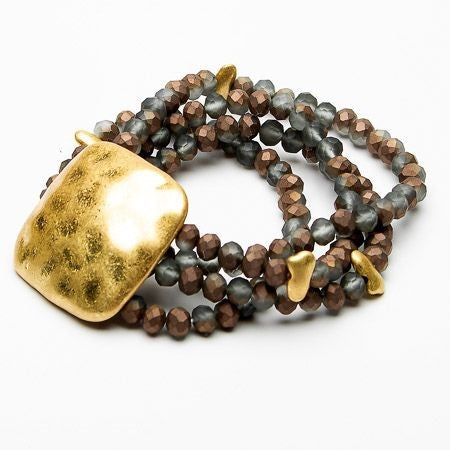 Matt beaded bracelet with square beaten decoration