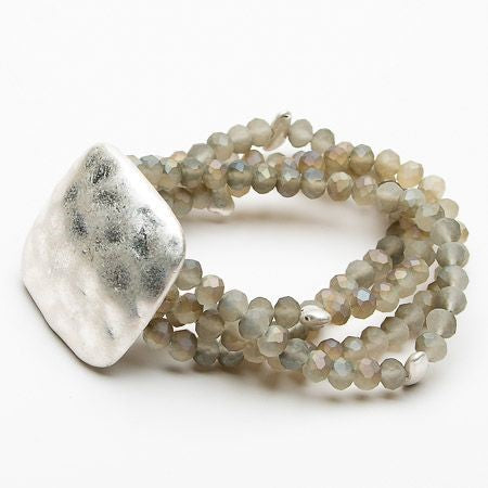 Matt beaded bracelet with square beaten decoration