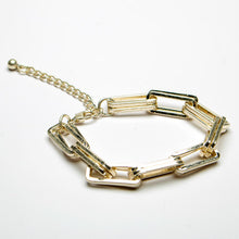 Load image into Gallery viewer, Elongated Link Bracelet
