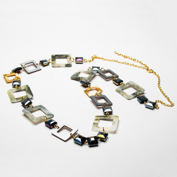 Long necklace square link