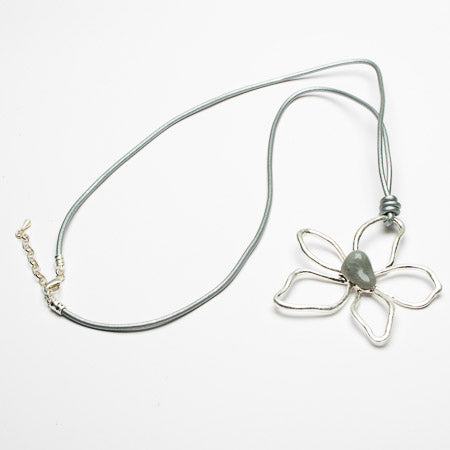 Flower Pendant Necklace