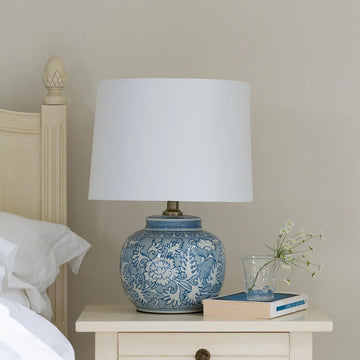 Lamp Alga With White Shade