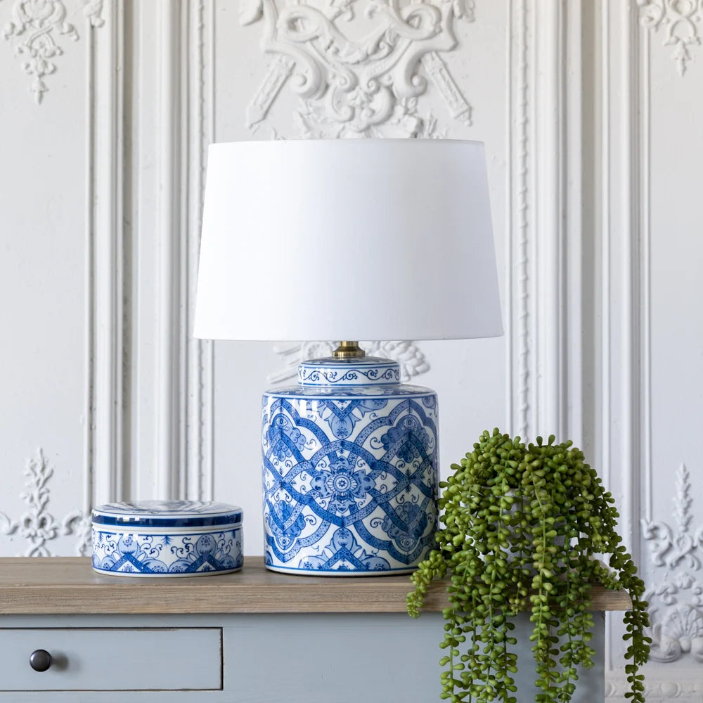 Lamp Ruban With White Shade