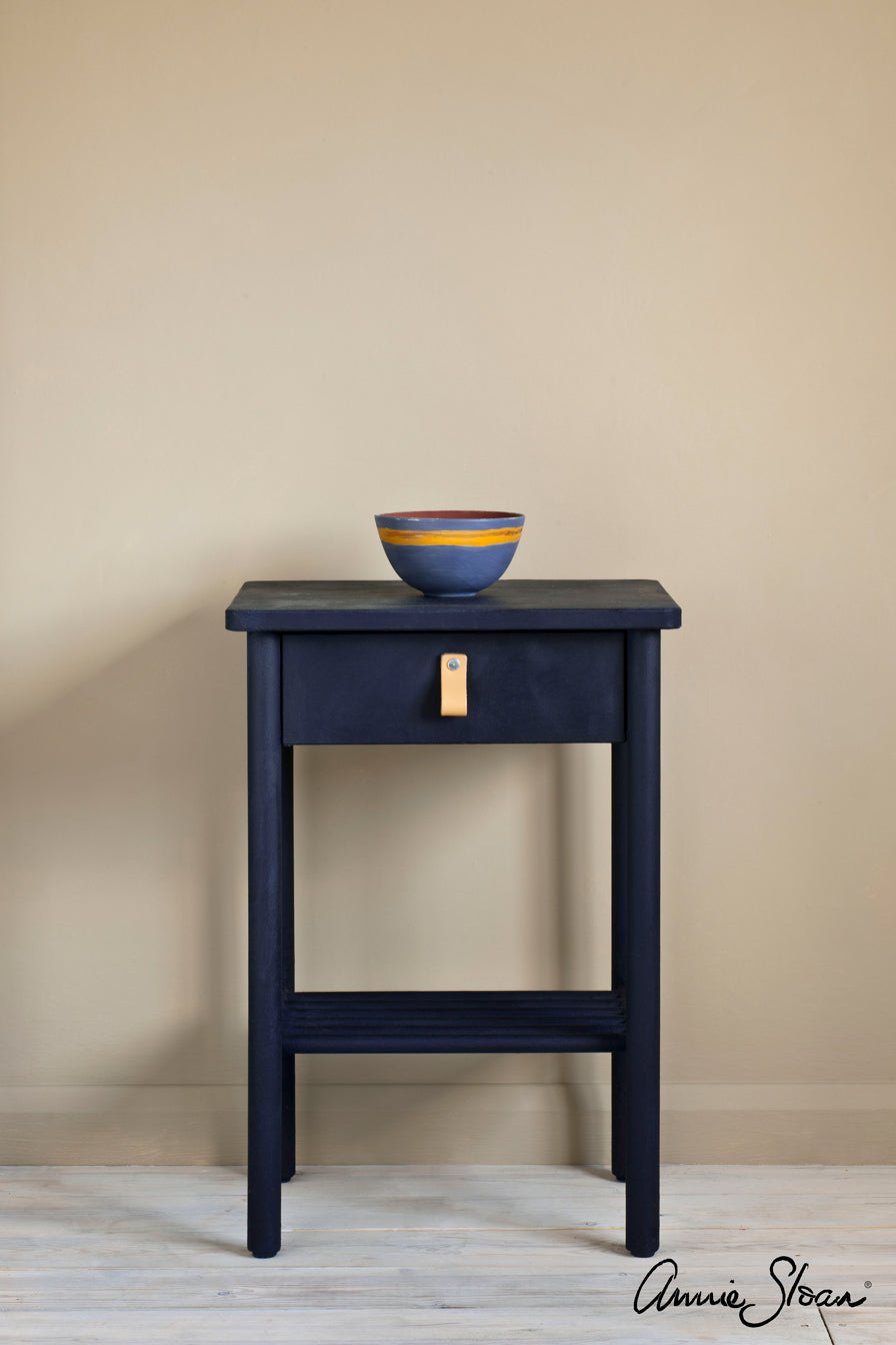 Side table painted with Annie Sloan Oxford Navy Chalk Paint