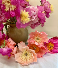 Load image into Gallery viewer, Floragami Workshop - Peonies
