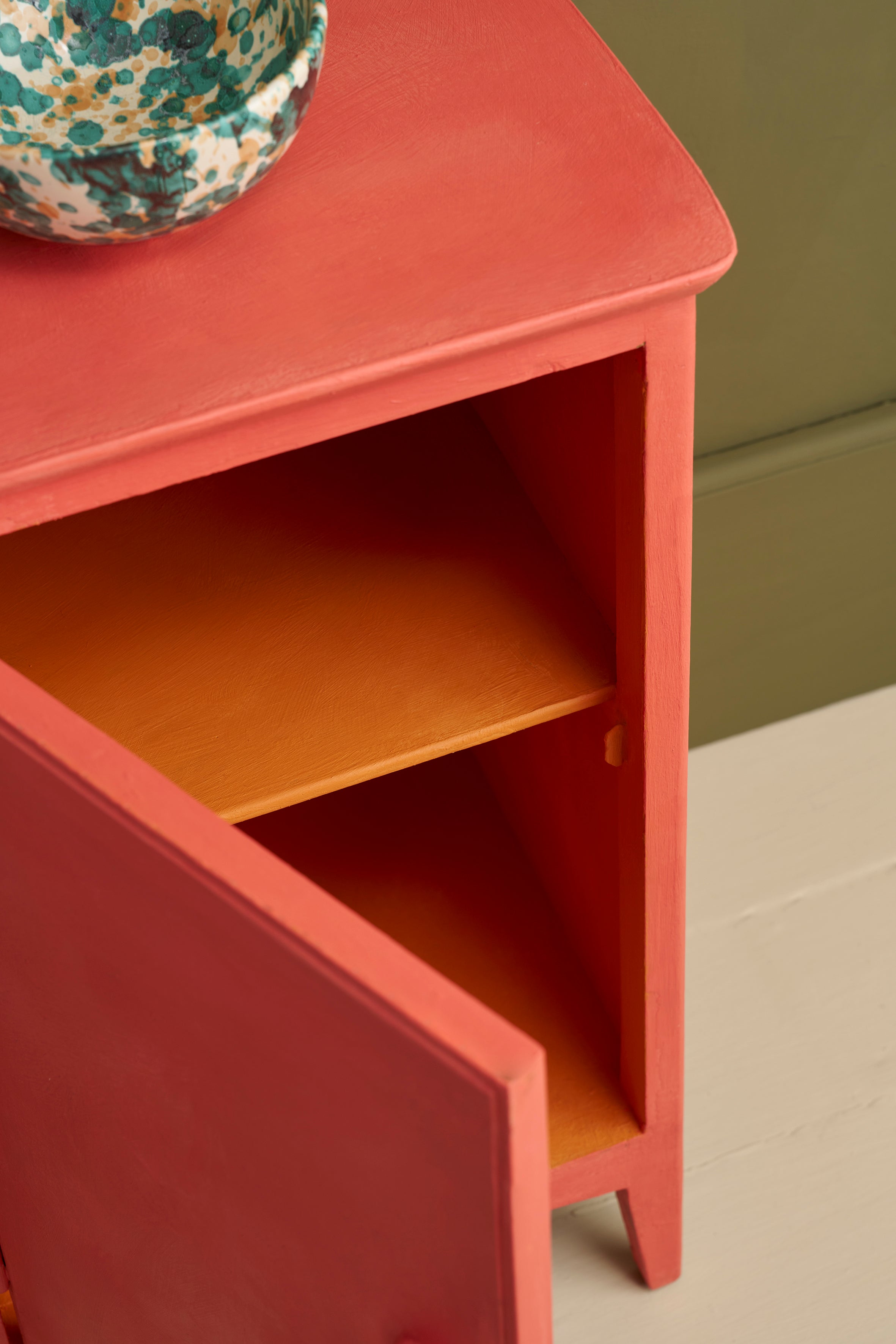 Barcelona Orange Chalk Paint™ by Annie Sloan