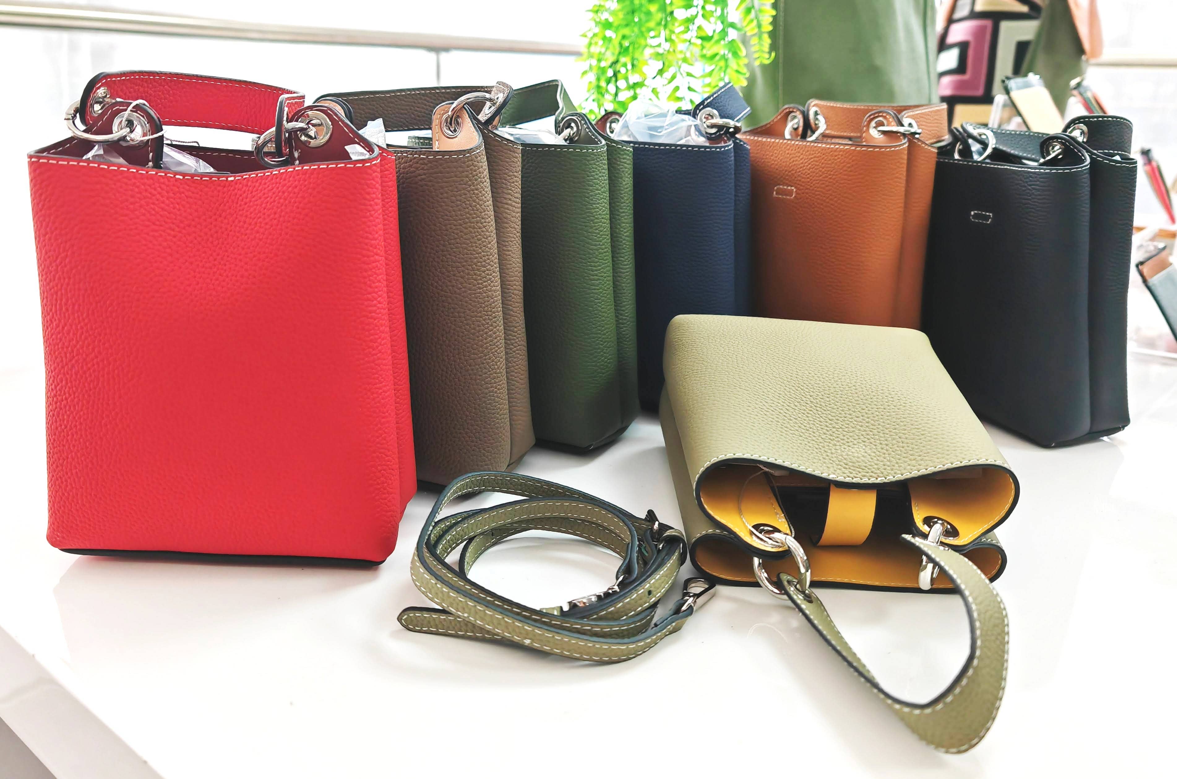 Soft Genuine Leather 2 Compartment Hand Bag