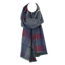 Load image into Gallery viewer, Square Plaid reversible mens scarf
