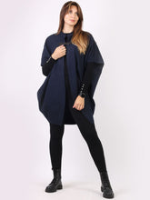 Load image into Gallery viewer, Front Buckle Lagenlook Sleeveless Cape
