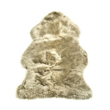 Load image into Gallery viewer, Sheepskin Long Wool Rug
