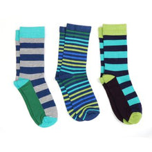 Load image into Gallery viewer, Bamboo sock trio for men
